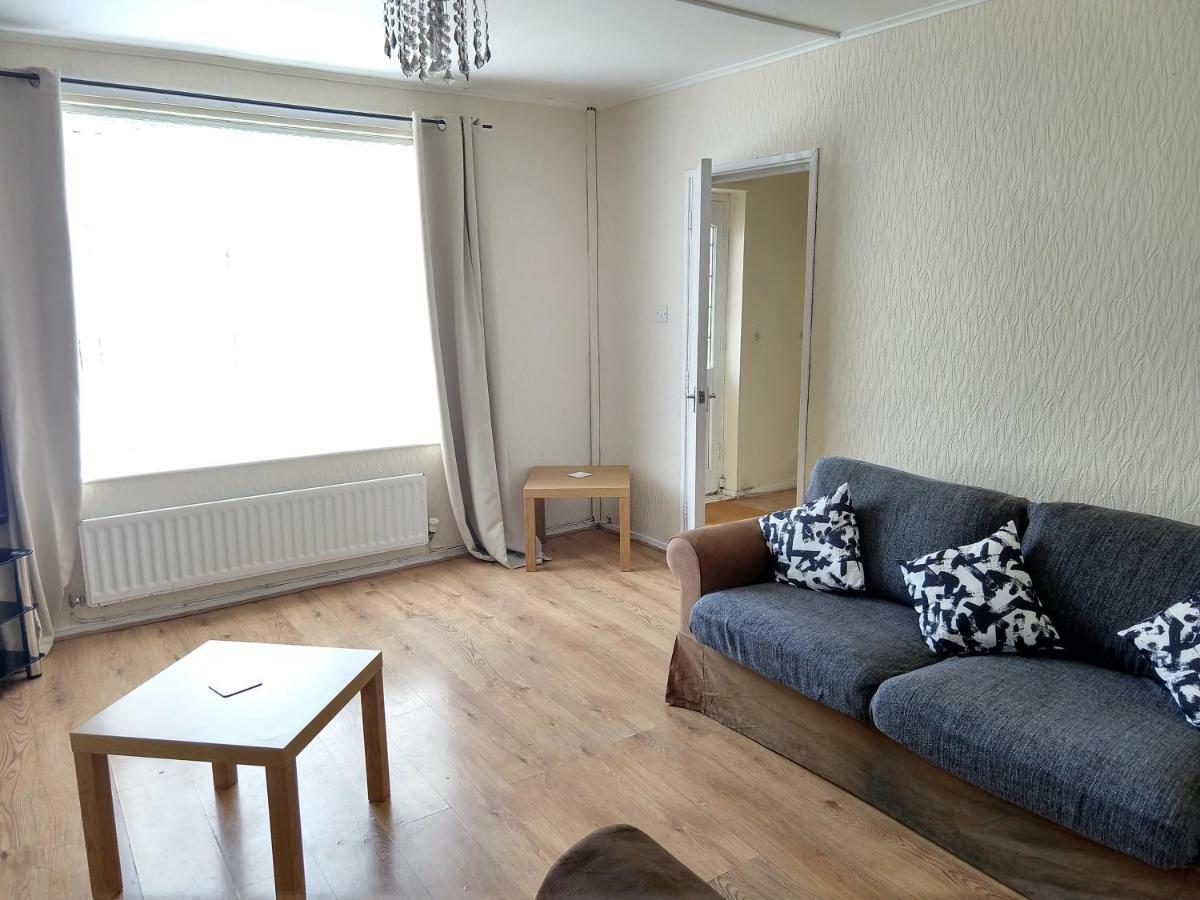 Rowe Gardens - Self Catering - Guesthouse Style - Comfortable Twin Or Double Rooms - Quiet Residential Area Workington Dış mekan fotoğraf
