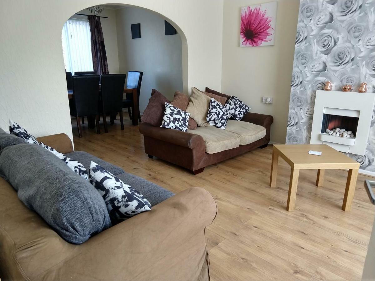 Rowe Gardens - Self Catering - Guesthouse Style - Comfortable Twin Or Double Rooms - Quiet Residential Area Workington Dış mekan fotoğraf